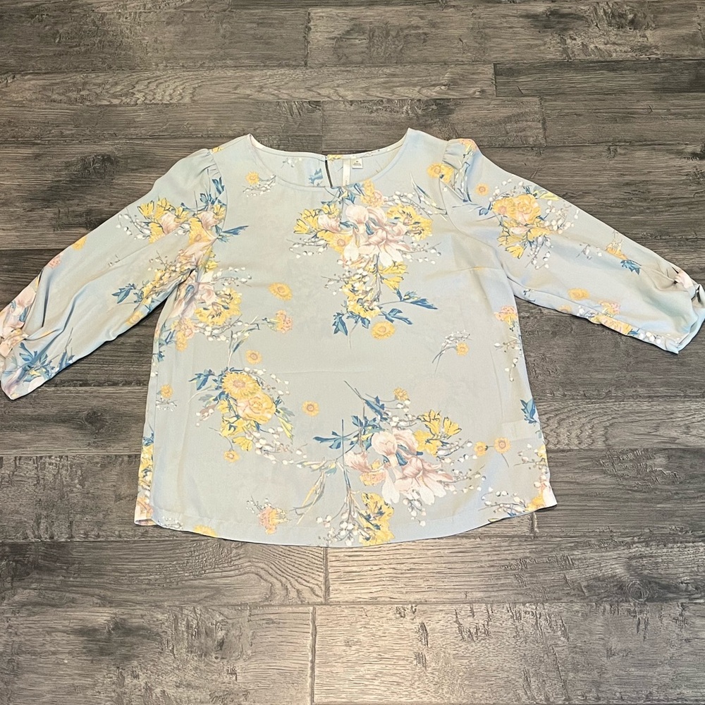 Floral Lauren Conrad Blouse Size M